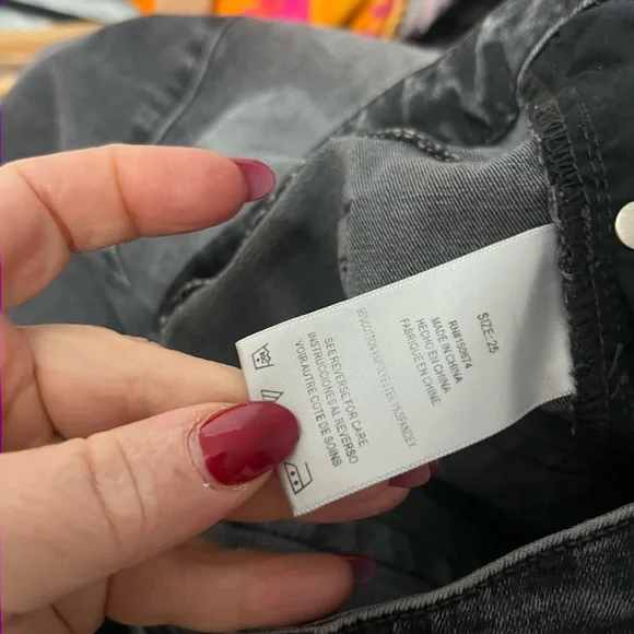 Wash Lab Women’s Black Washed Denim Midi Maxi Skirt Size 25 Frayed Hem - Picture 6 of 6